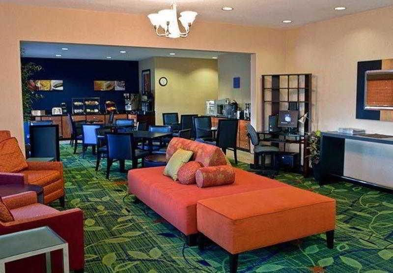 Fairfield Inn & Suites Lima Restaurace fotografie